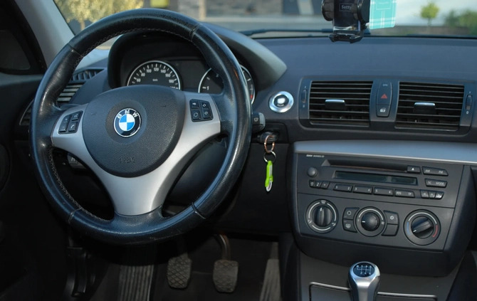 BMW Seria 1 cena 12500 przebieg: 232000, rok produkcji 2006 z Kalisz małe 379